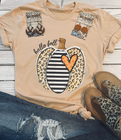Hello Fall Pumpkin - PLEASE ALLOW 3-5 BUSINESS DAYS FOR SHIPPING